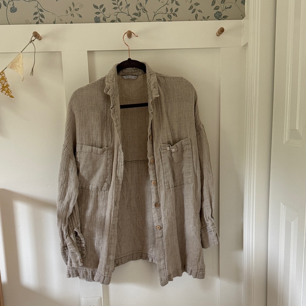 Linen Fox Waffle Button Down